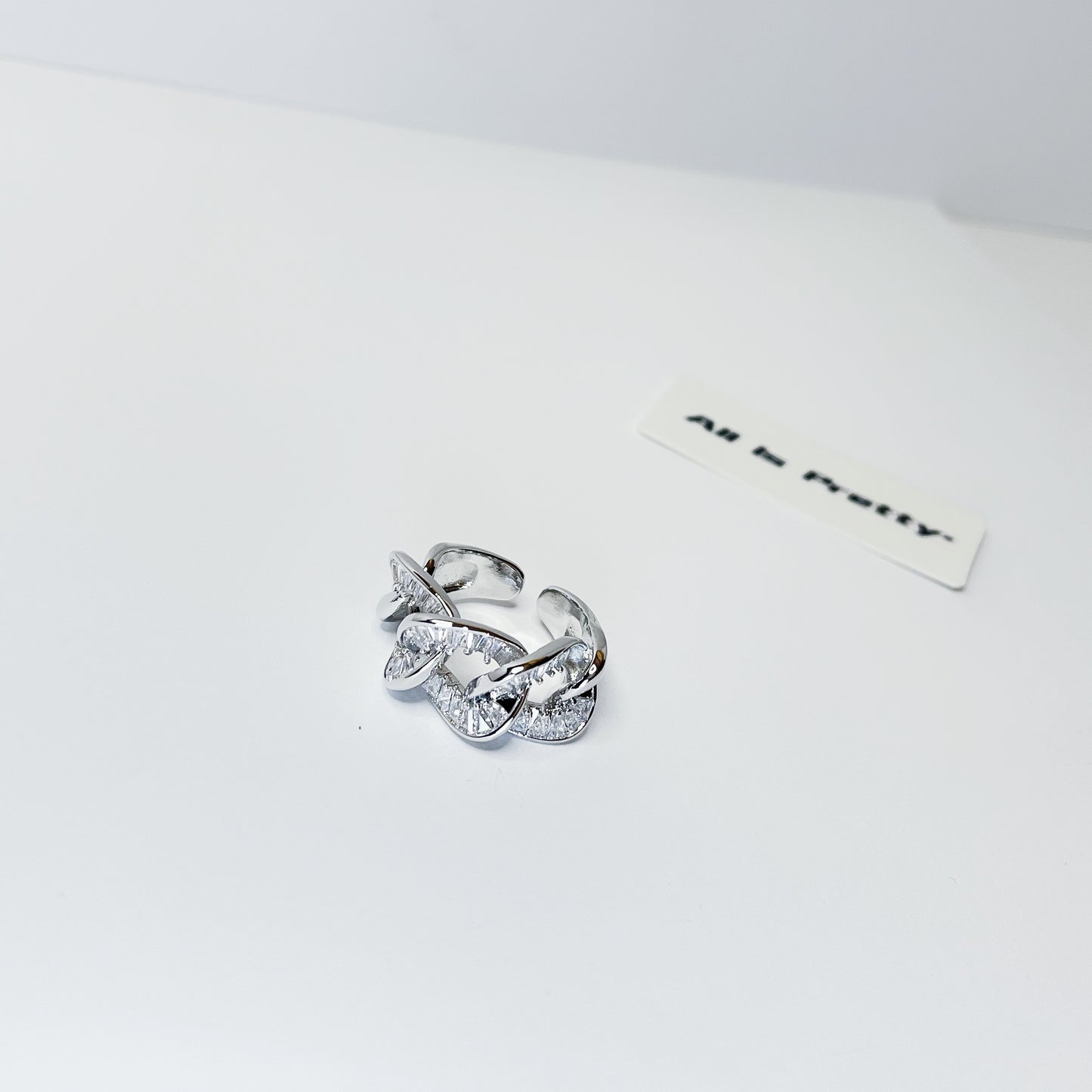 Chunky chain crystal ring
