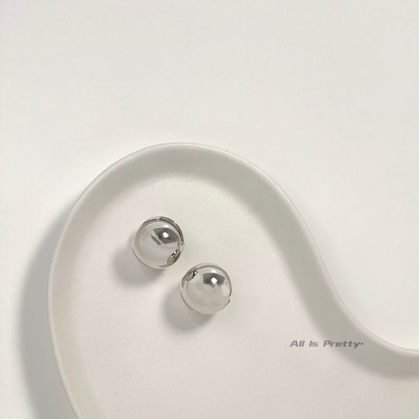 Metal ball hoop earrings