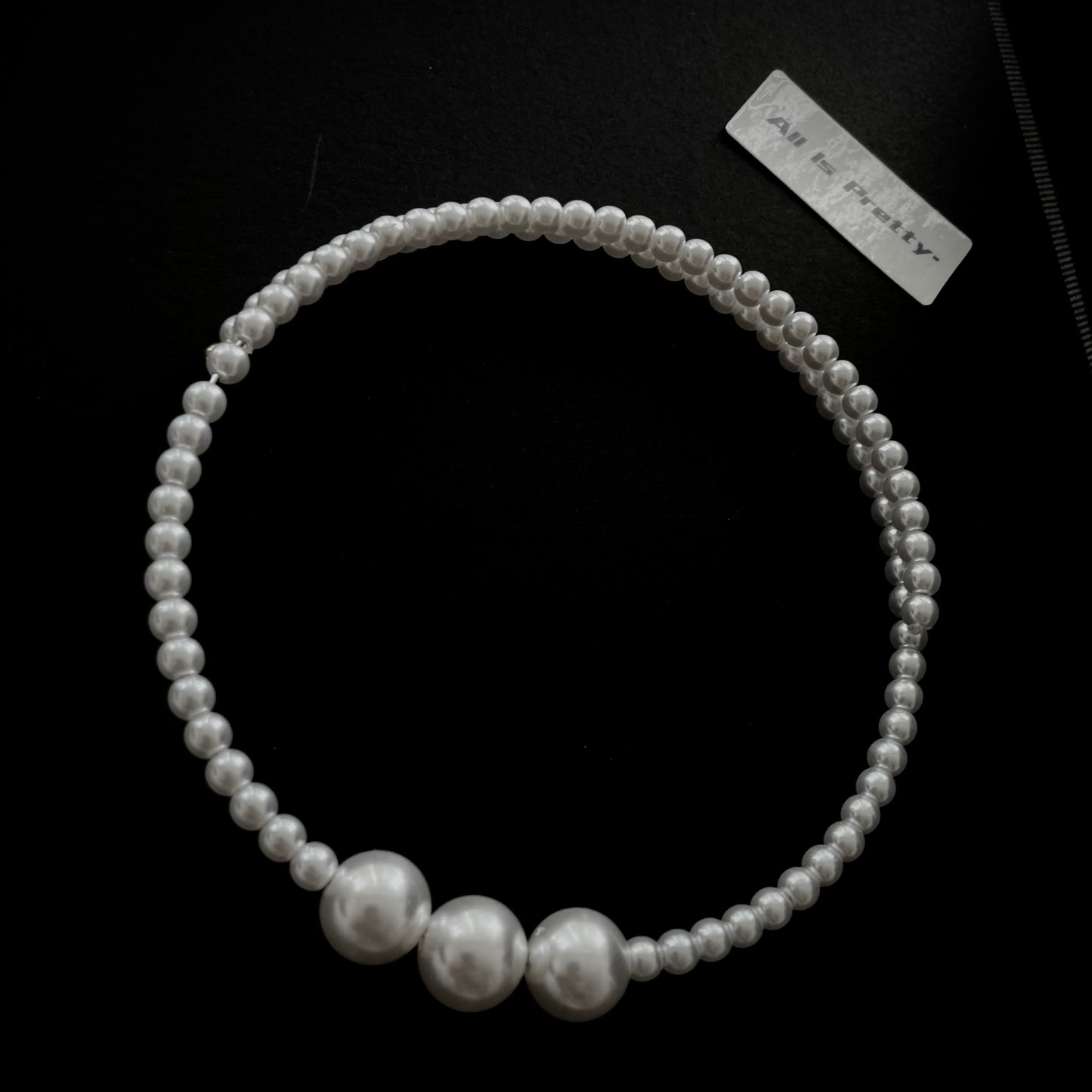 Faux pearl choker necklace