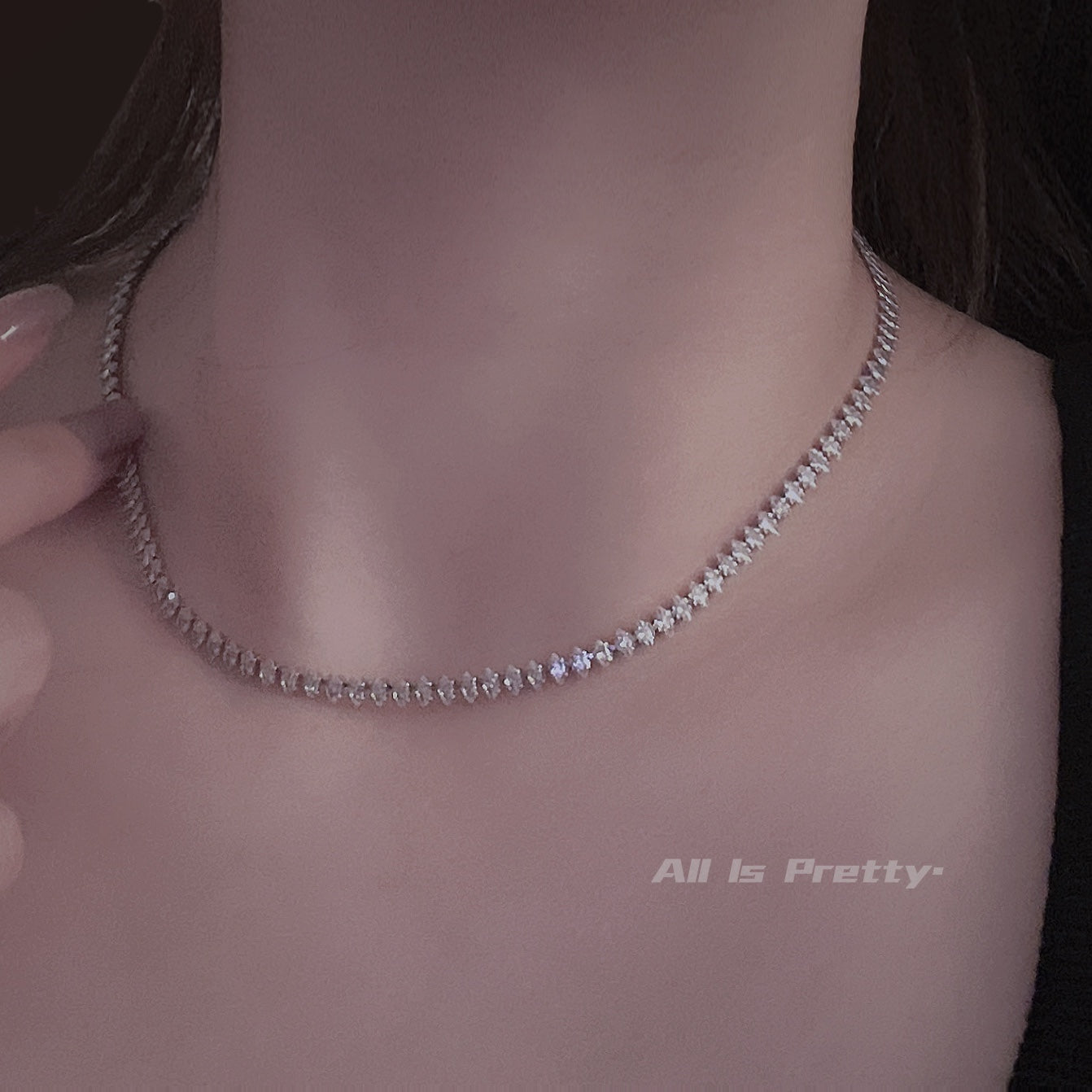 Crystal choker necklace