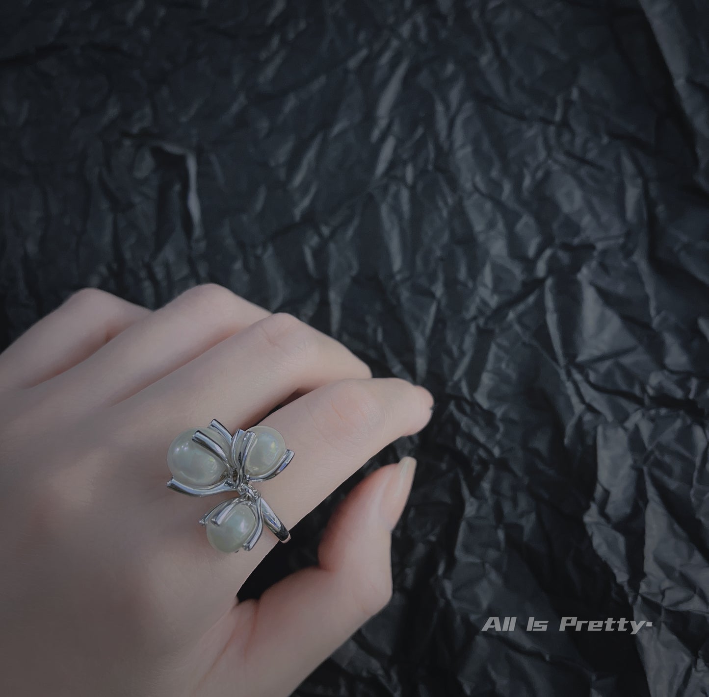 Handmade pearl candy ring