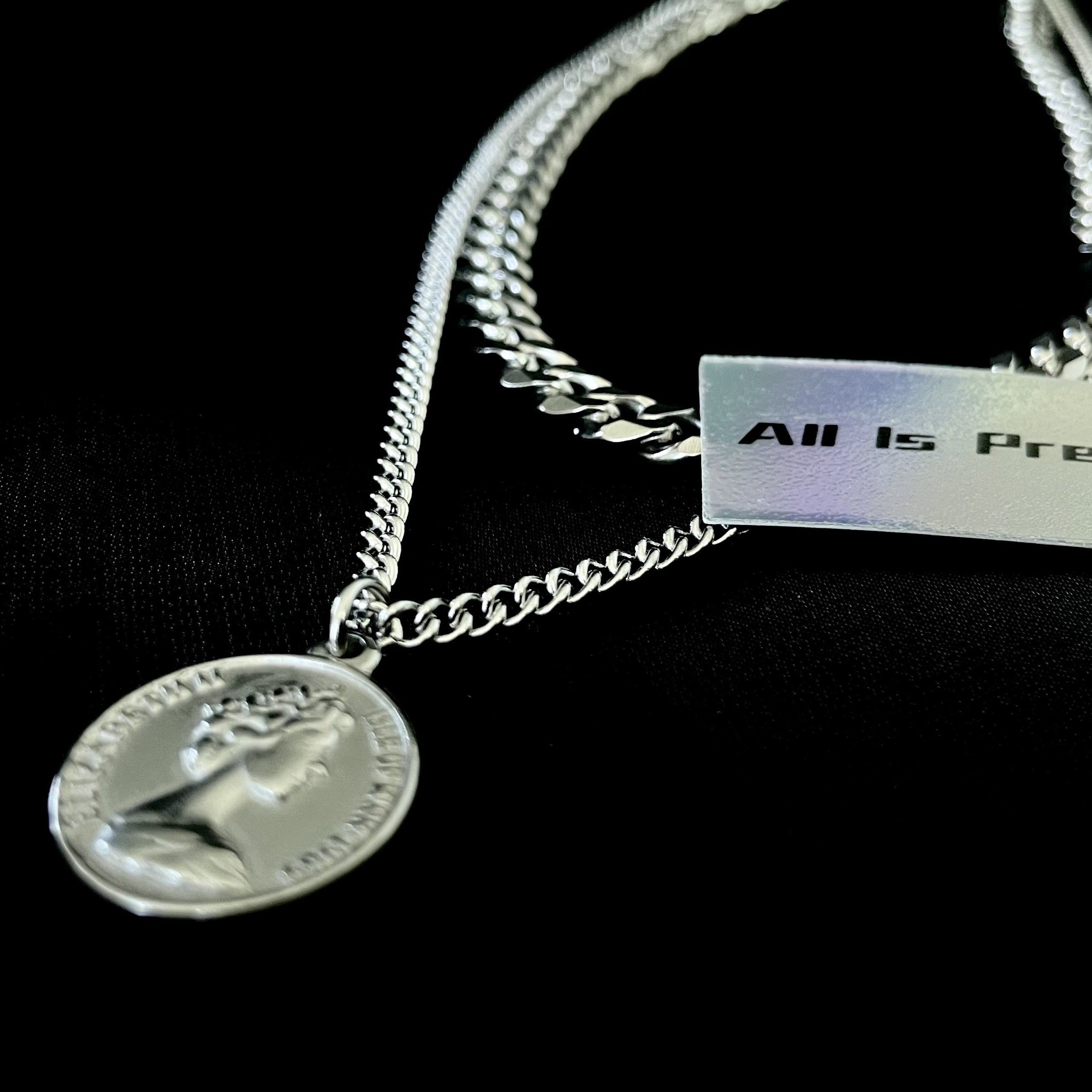 Double layered curb chain necklace with pendant