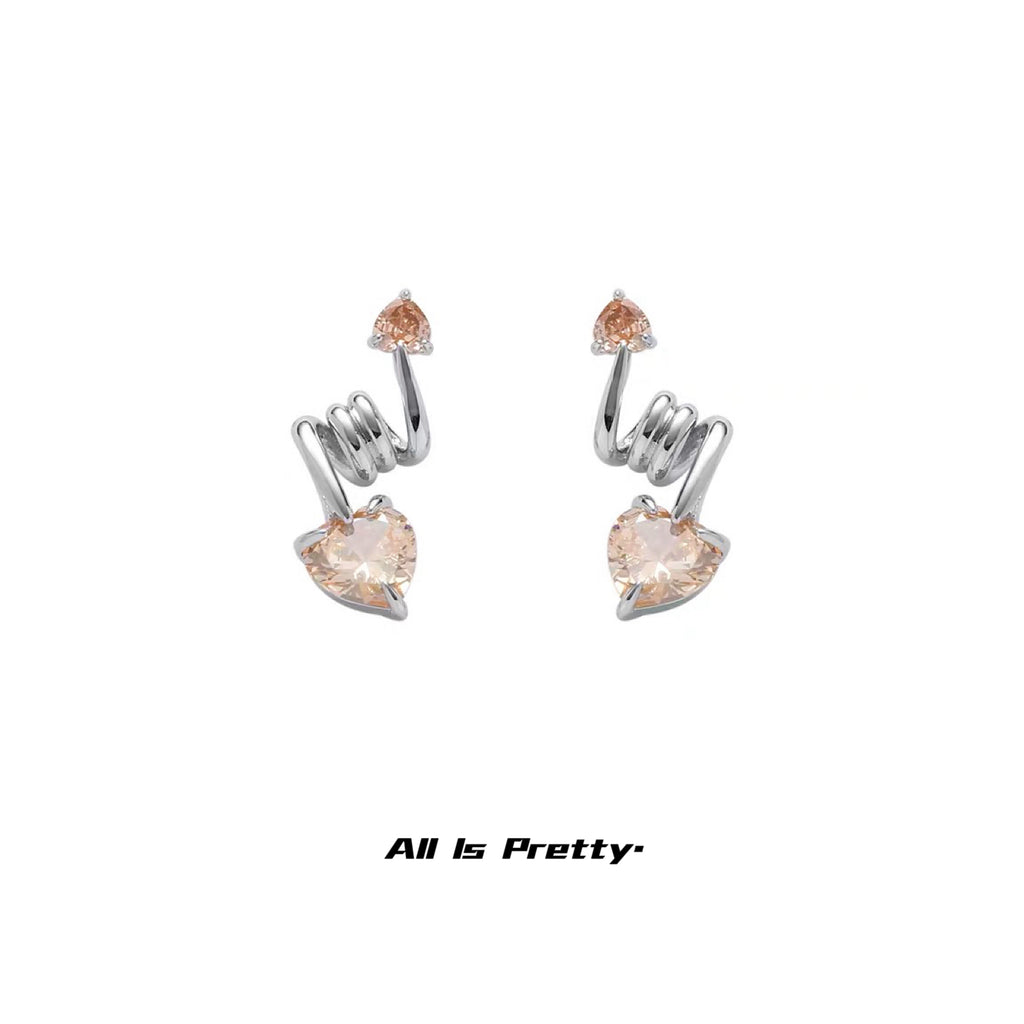 Champagne heart stud earrings