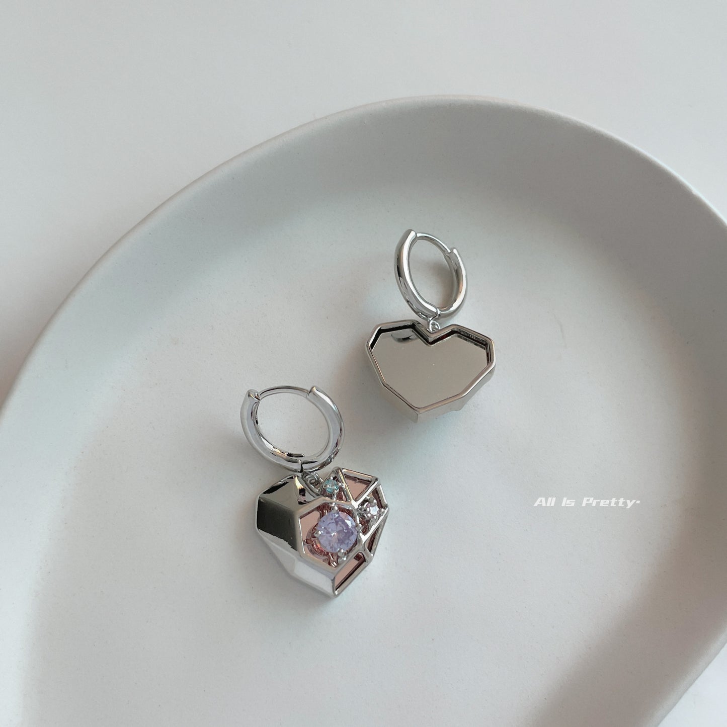 Geometry mirror heart earrings