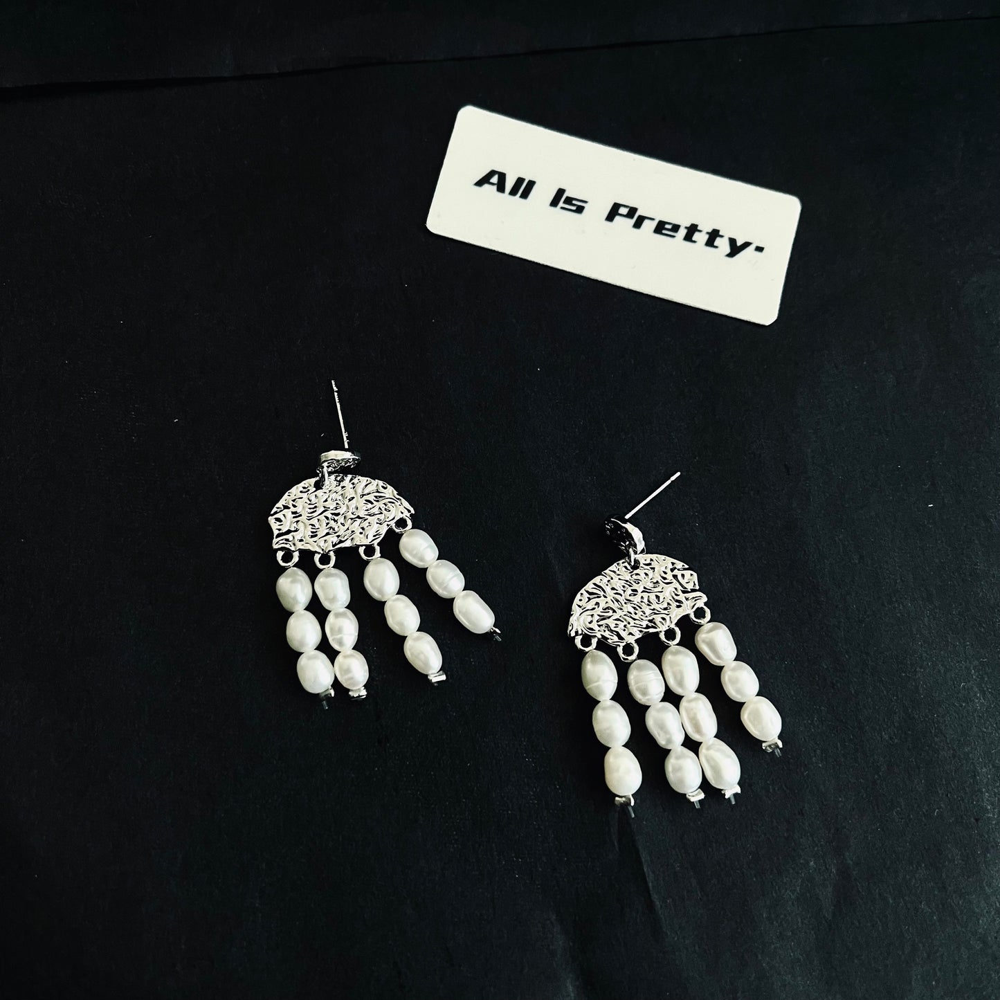 Pearls tassel earrings