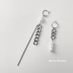 Unbalanced pearl chain earrings
