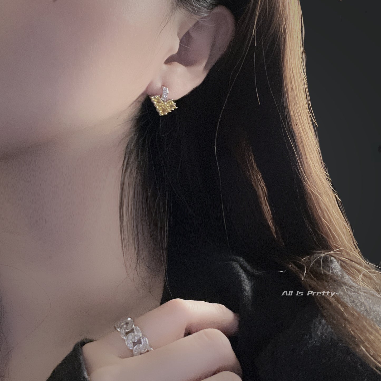 Geometric yellow crystal earrings