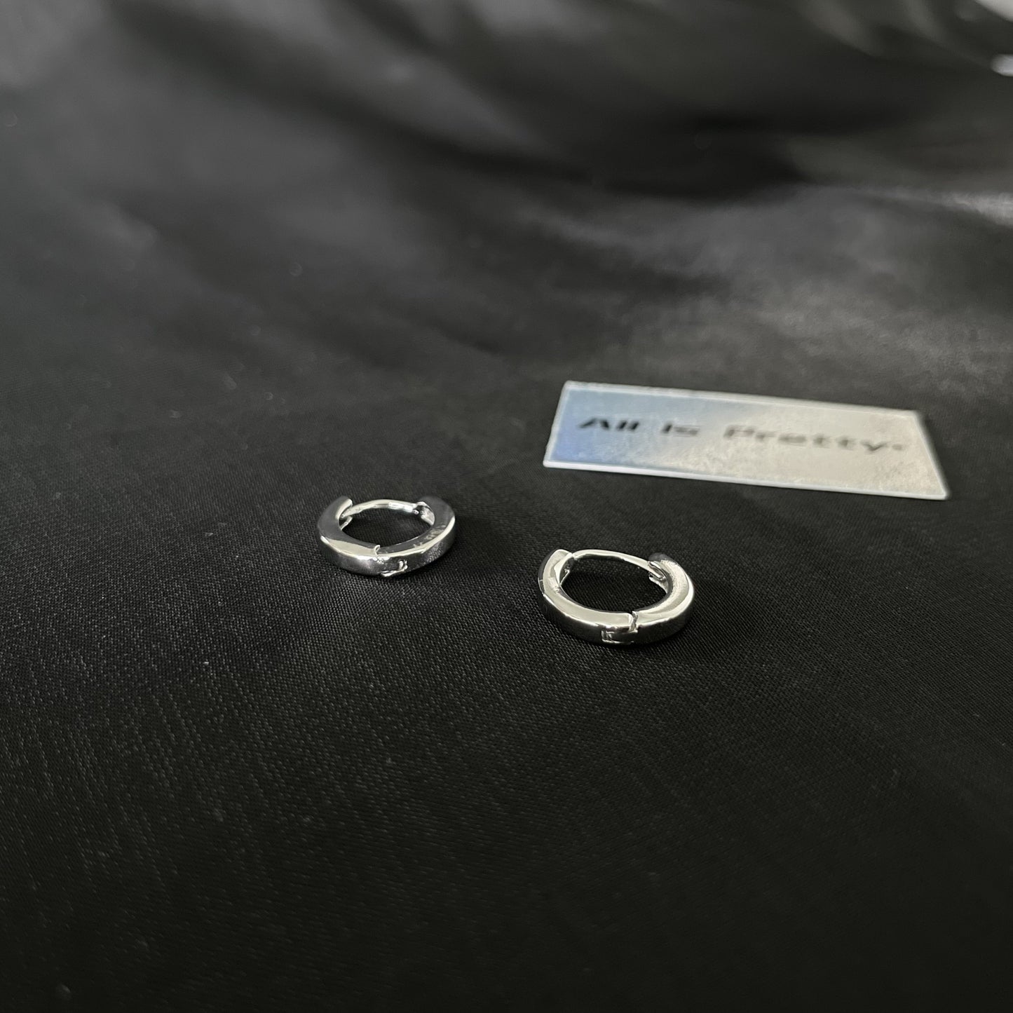 Mini hoop earrings