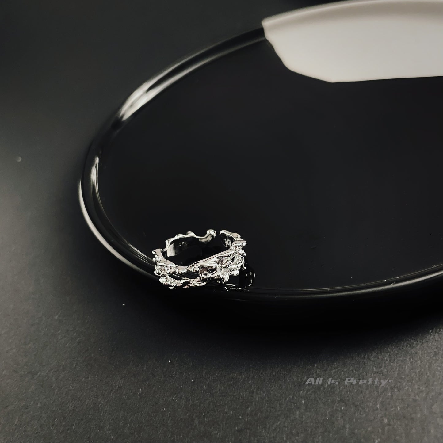 lava shape open ring