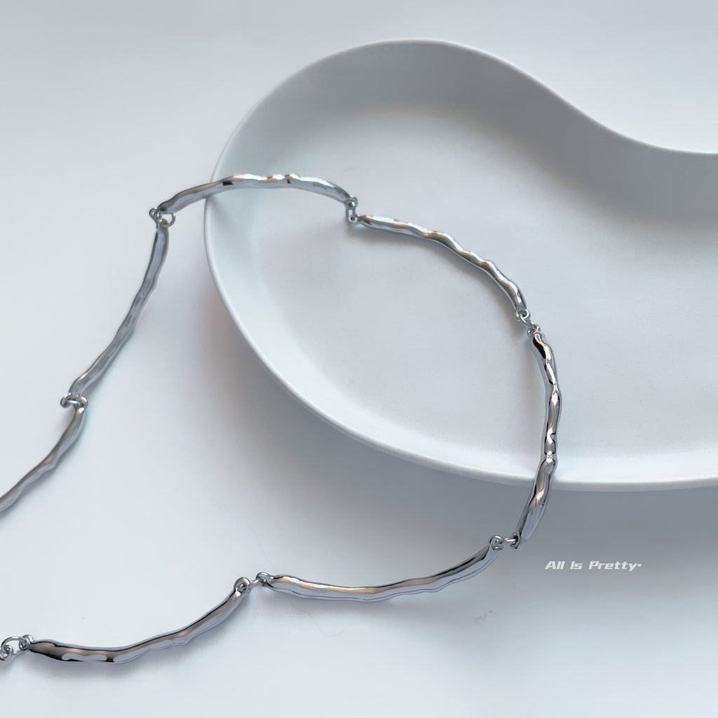Wave Link Necklace