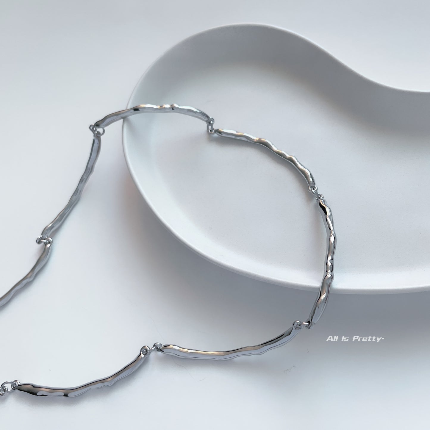 Wave Link Necklace