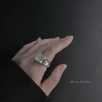 Stylish crystal ring