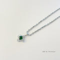 Sculpture pendant chain necklace