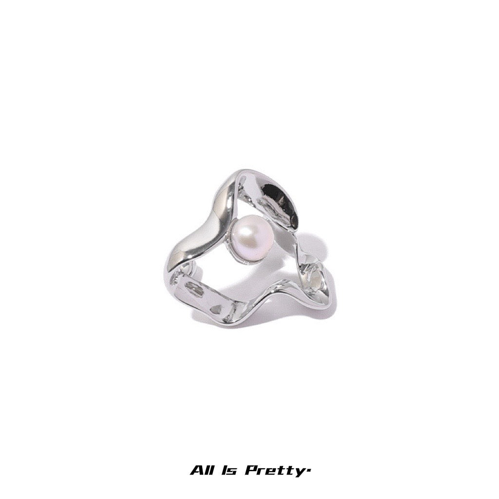 Stylish pearl cuff earring (single)