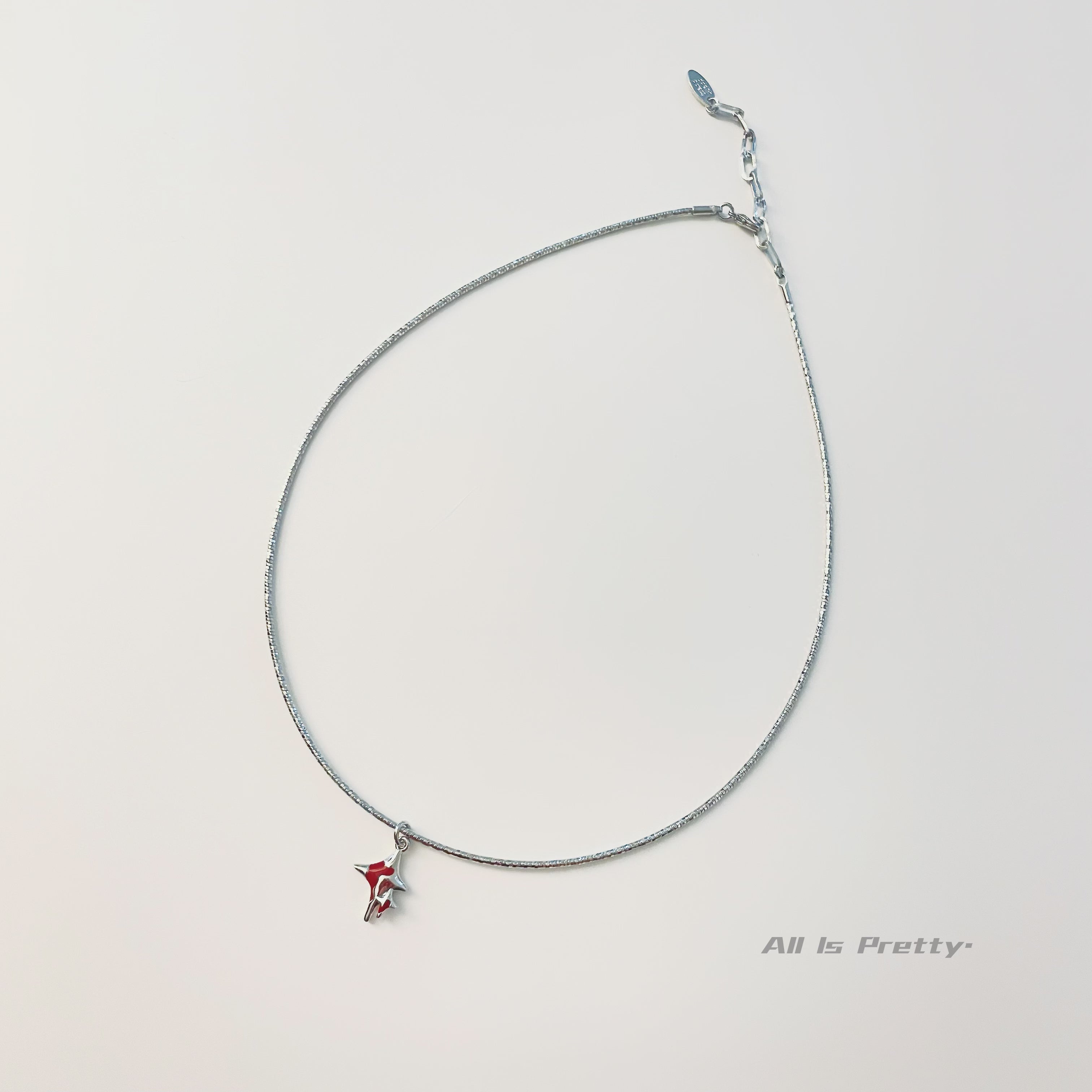 Sleek Star Pendant Necklace