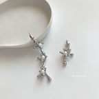 Snowflake unbalanced earrings