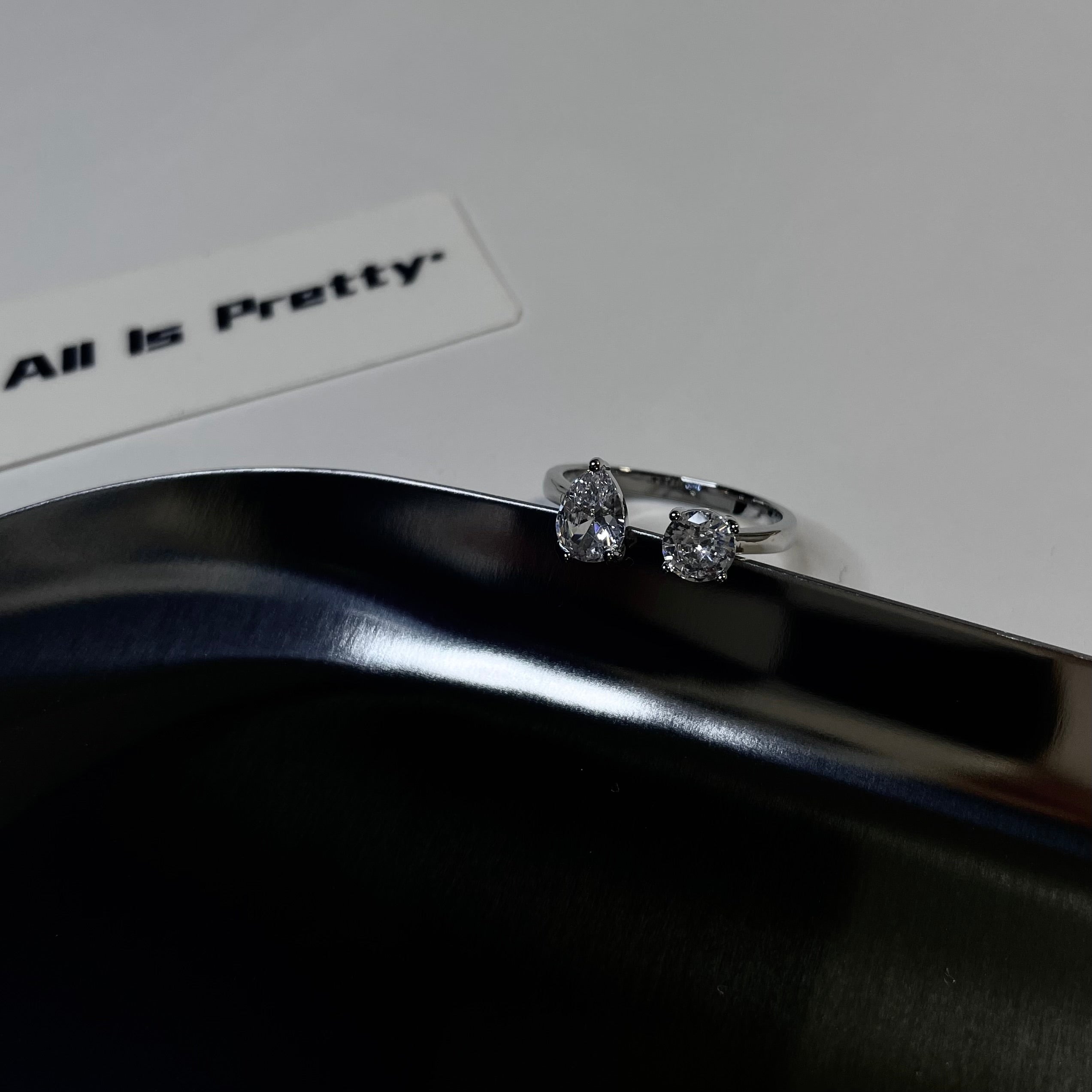 Crystal teardrop silver ring
