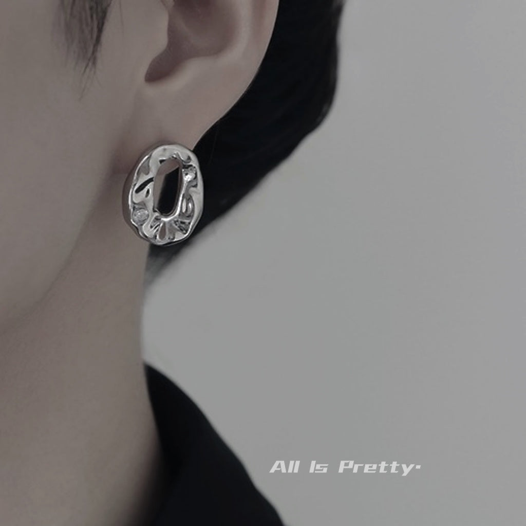 Textured studded earrings