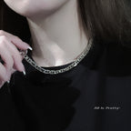 Flat Herringbone Chain Necklace