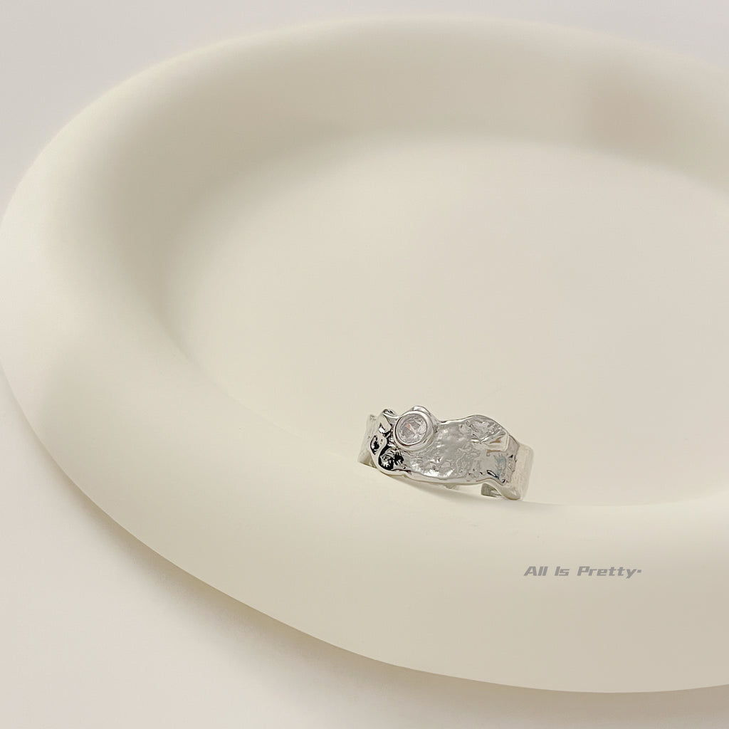 Textured open ring