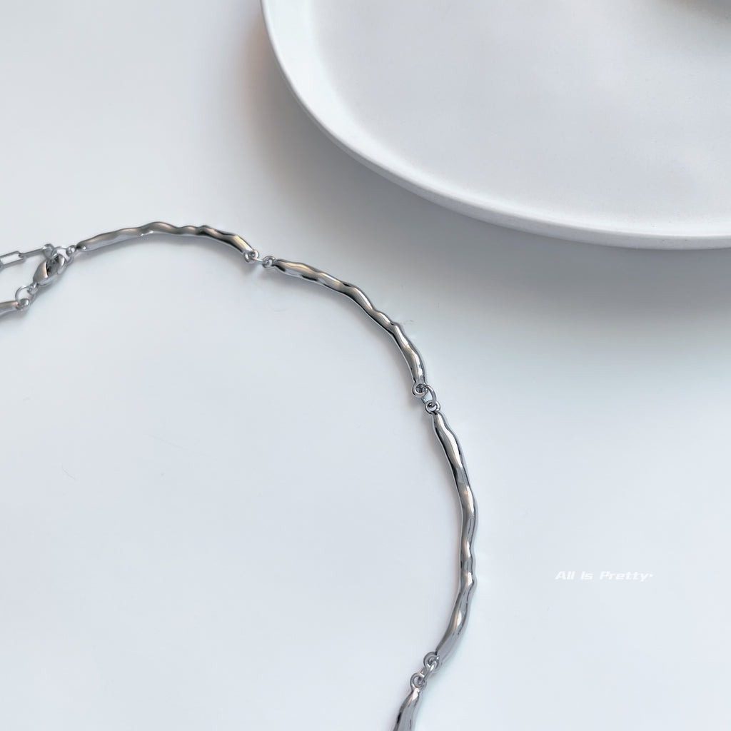 Wave Link Necklace