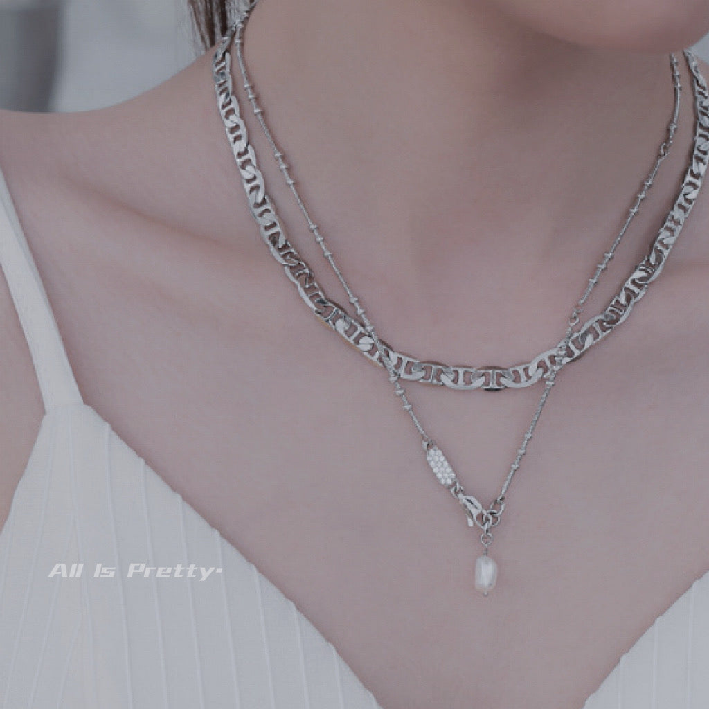 Flat Herringbone Chain Necklace