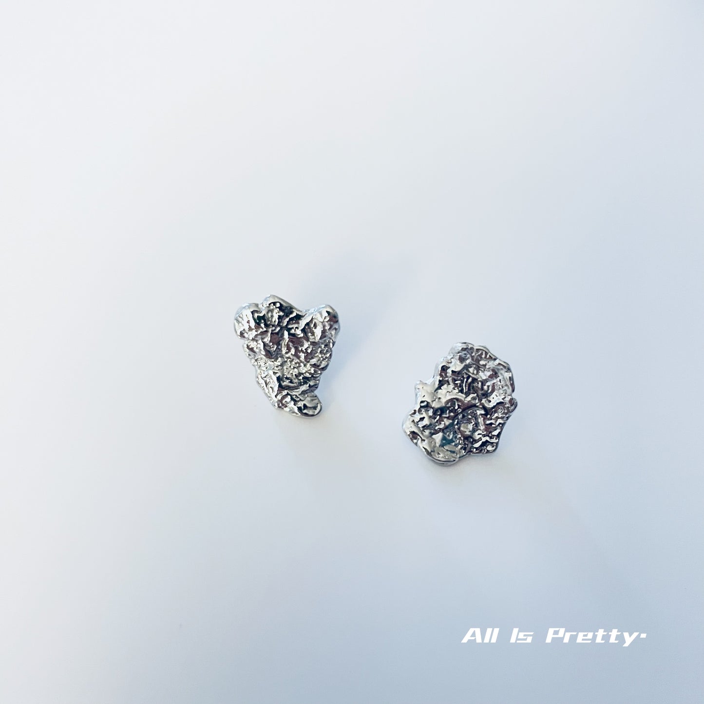 Textured chip earrings