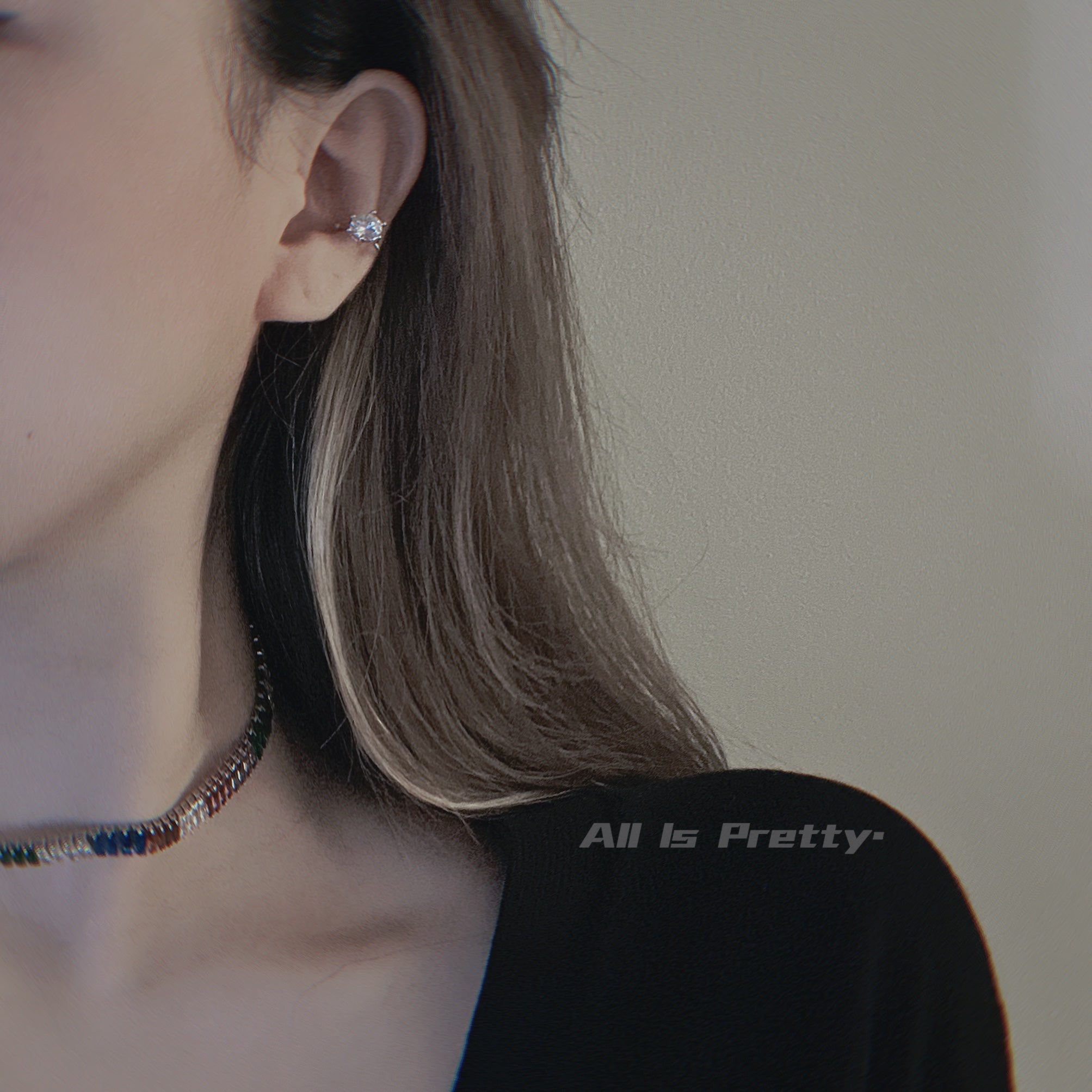 Color gem choker necklace