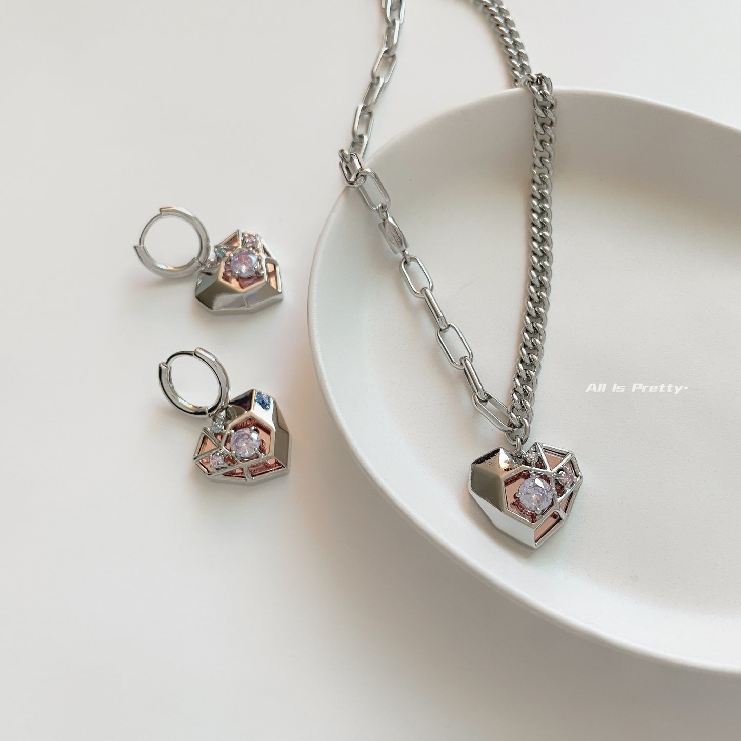 Mirror heart pendant necklace