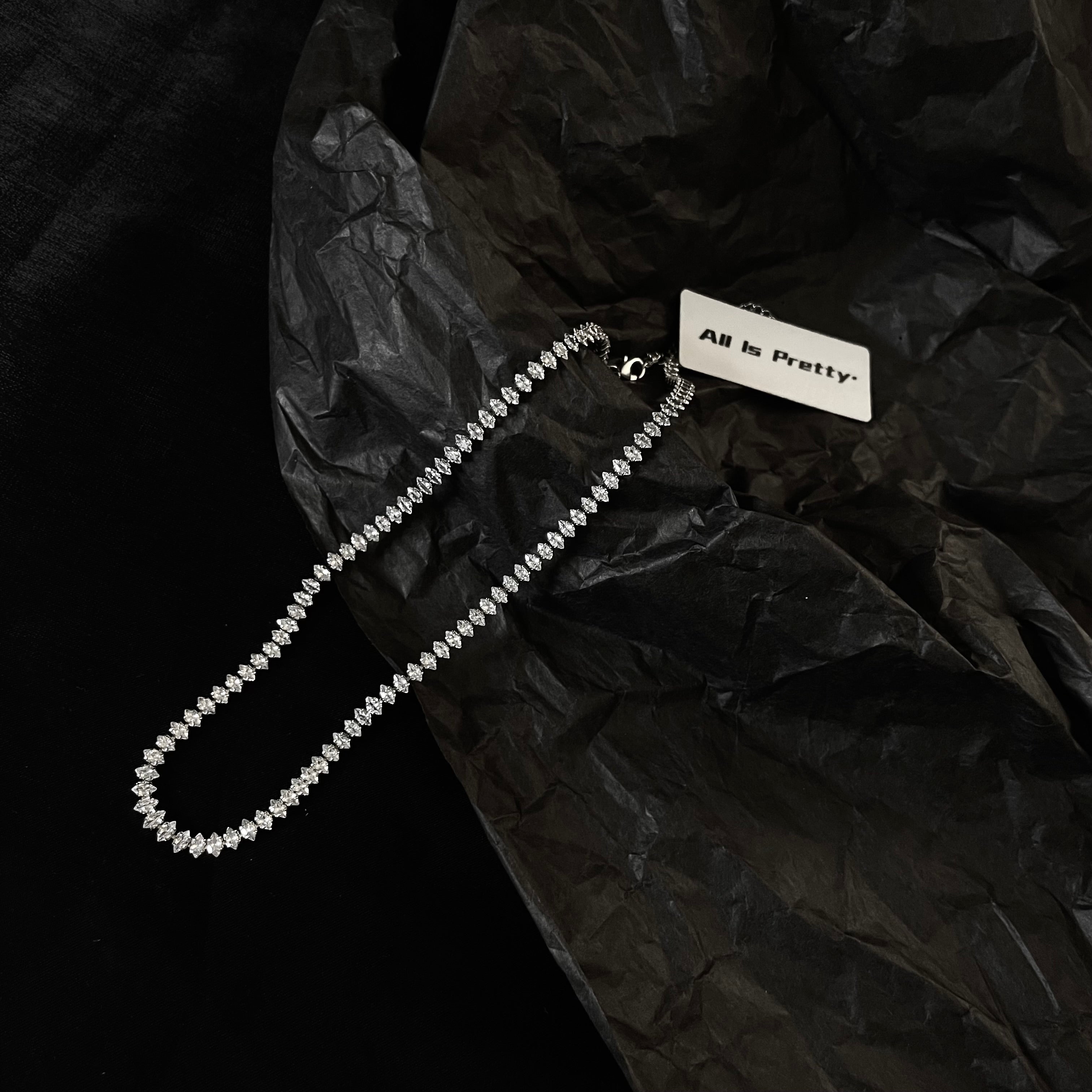 Crystal choker necklace