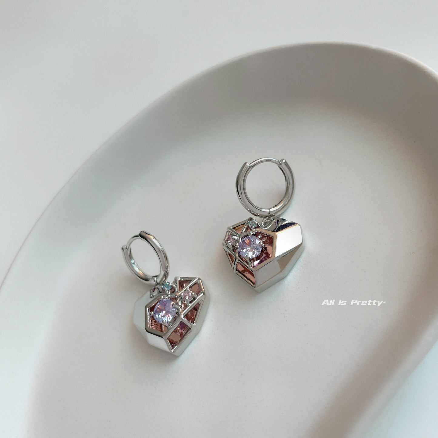 Geometry mirror heart earrings