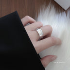 Sculpture sterling silver ring